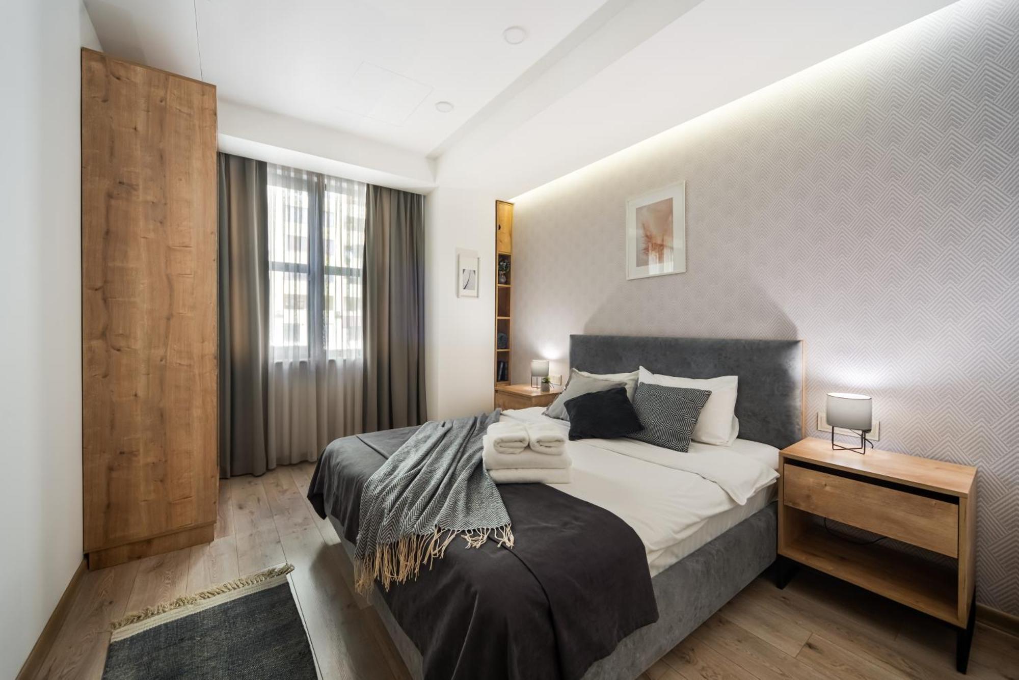 Thames Apartment By Downtown Inn, City Center エレバン エクステリア 写真