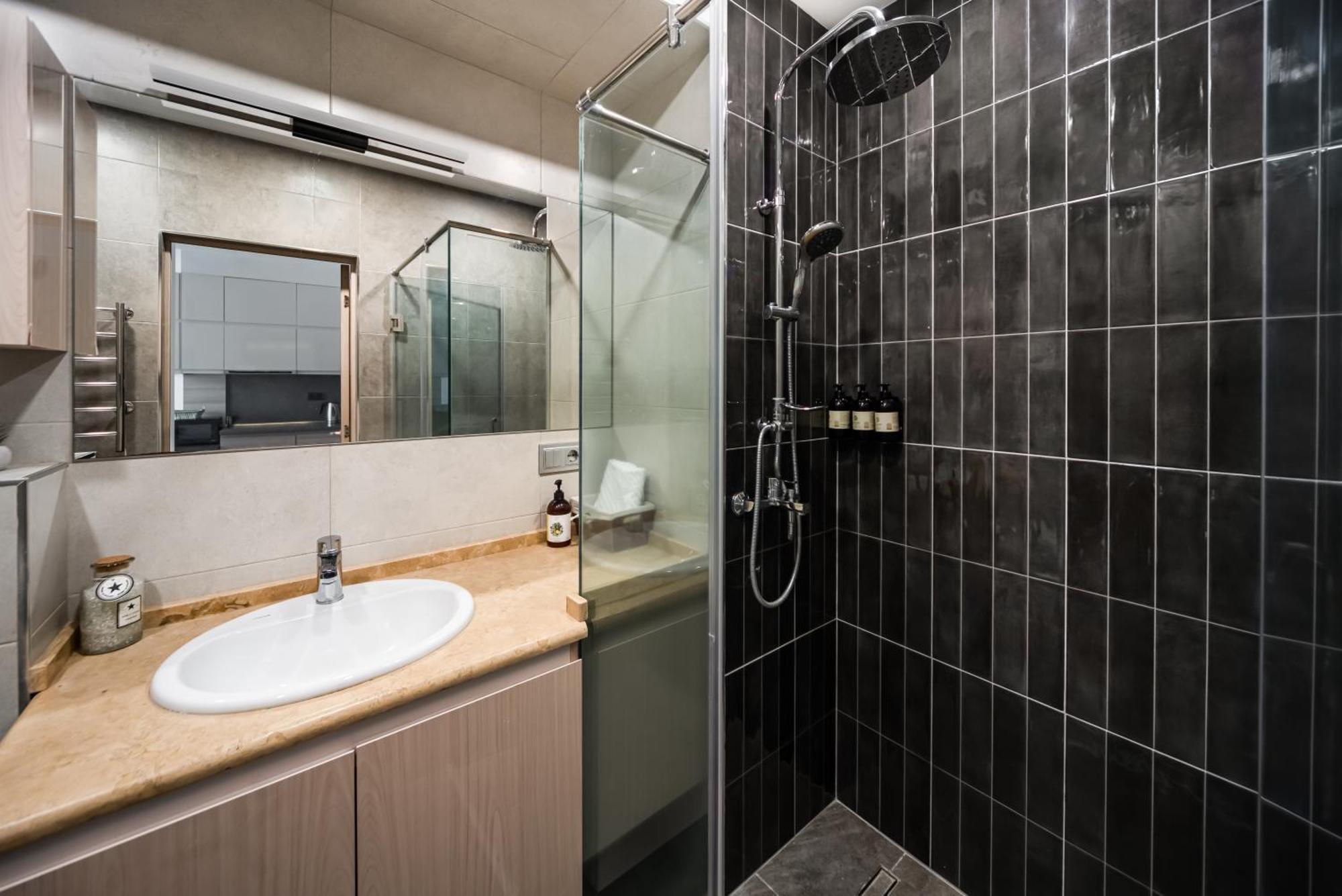 Thames Apartment By Downtown Inn, City Center エレバン エクステリア 写真